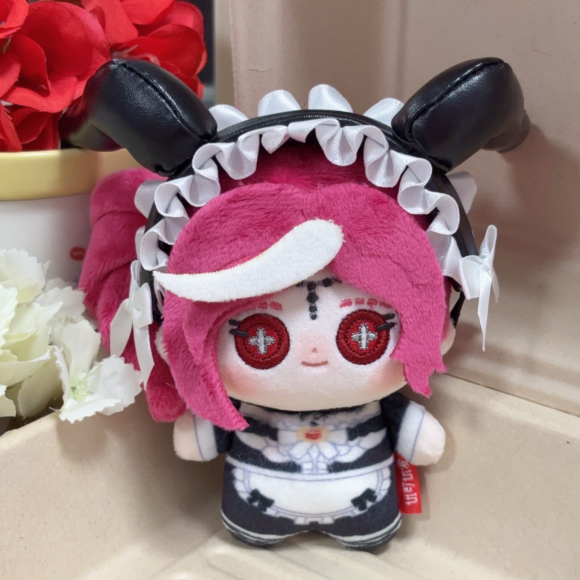 Identity V Fiona Gilman Priest - огляд і ціна Anime Cosplay Event