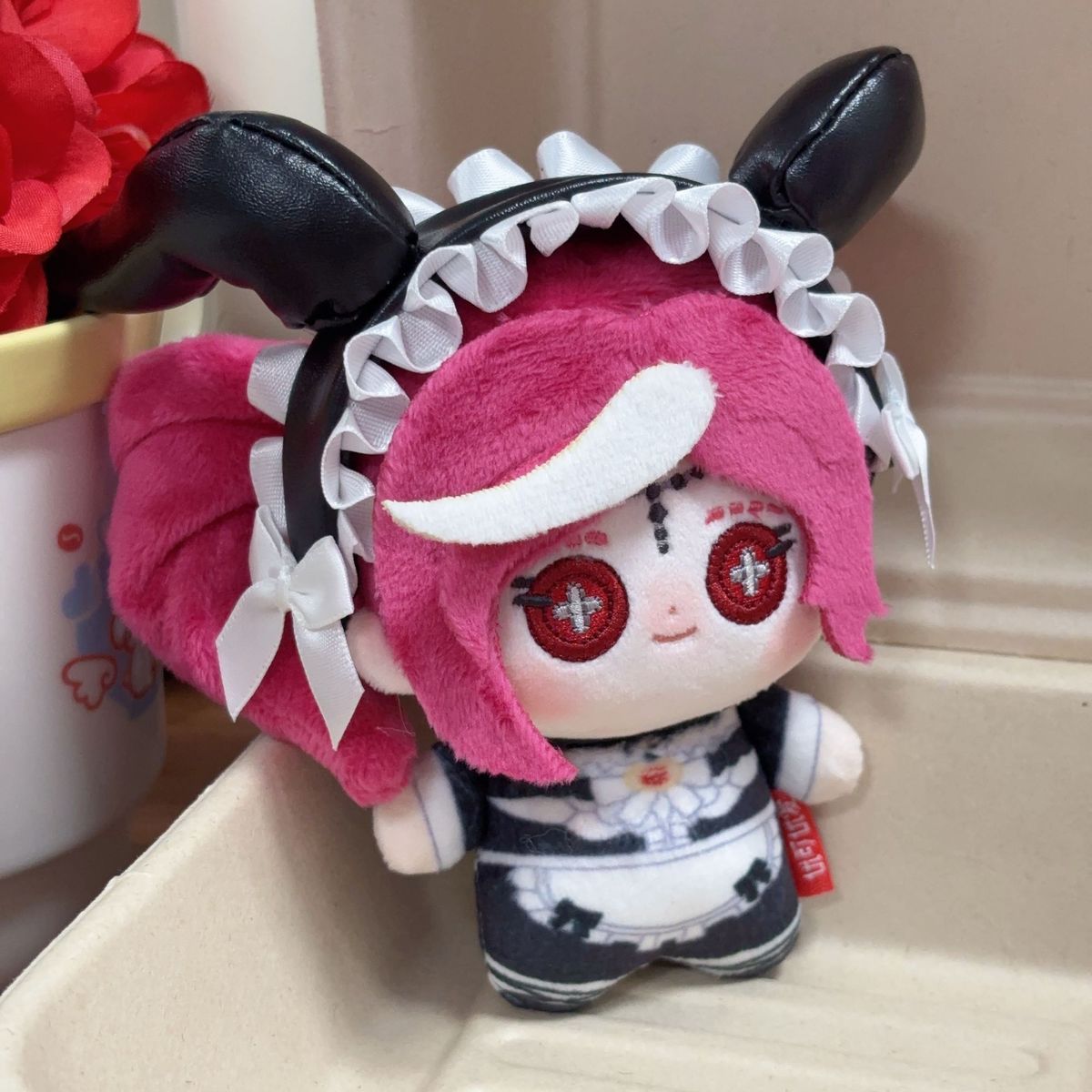 Identity V Fiona Gilman Priest - огляд і ціна Anime Cosplay Event